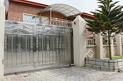 Stainless Steel Gate with fence