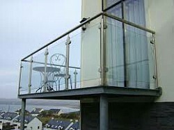 glass balcony 